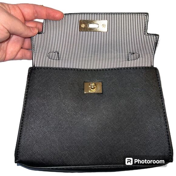 Boutique Womens Small Purse Handbag Black with Gold Chain Shoulder Strap - Picture 6 of 13